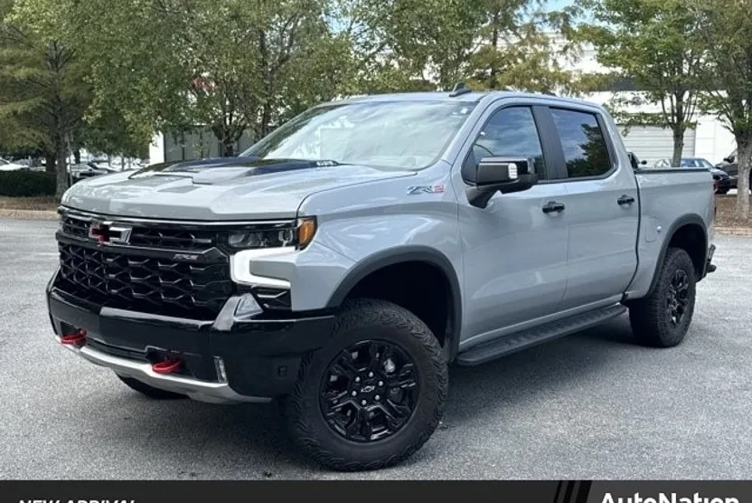 2024 Chevrolet Silverado 1500 ZR2 photo 1