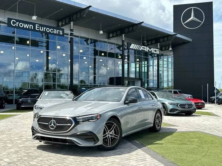 2025 Mercedes Benz E 350 4MATIC Sedan photo 1