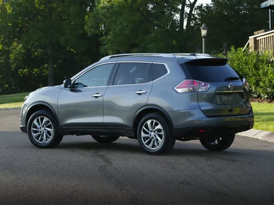 2016 Nissan Rogue SL photo 1