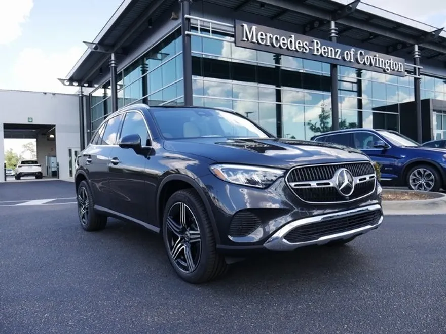 2026 Mercedes Benz GLC 300 4MATIC photo 1
