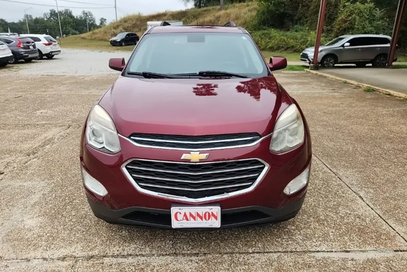 2016 Chevrolet Equinox LT photo 1