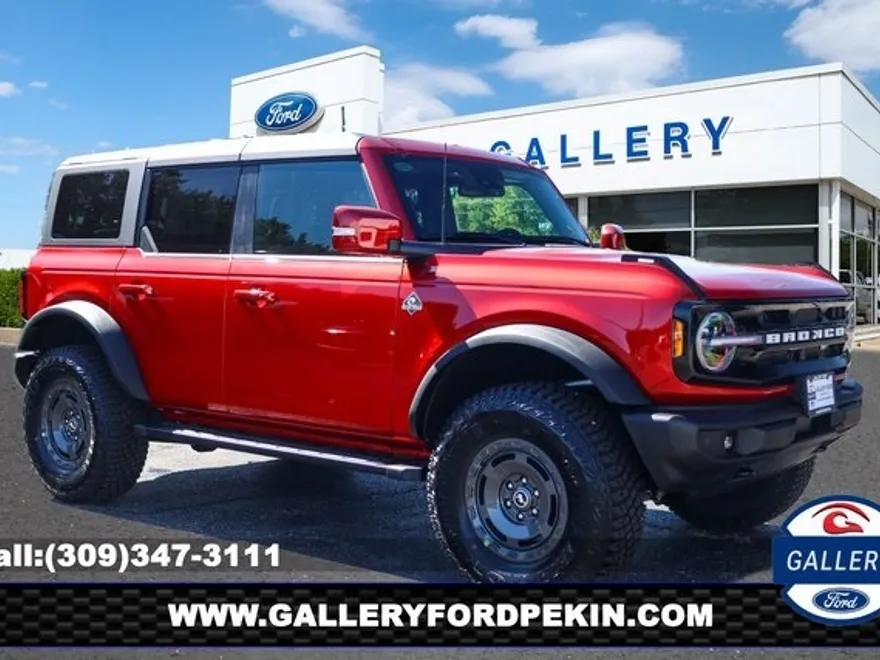 2024 Ford Bronco Outer Banks photo 1