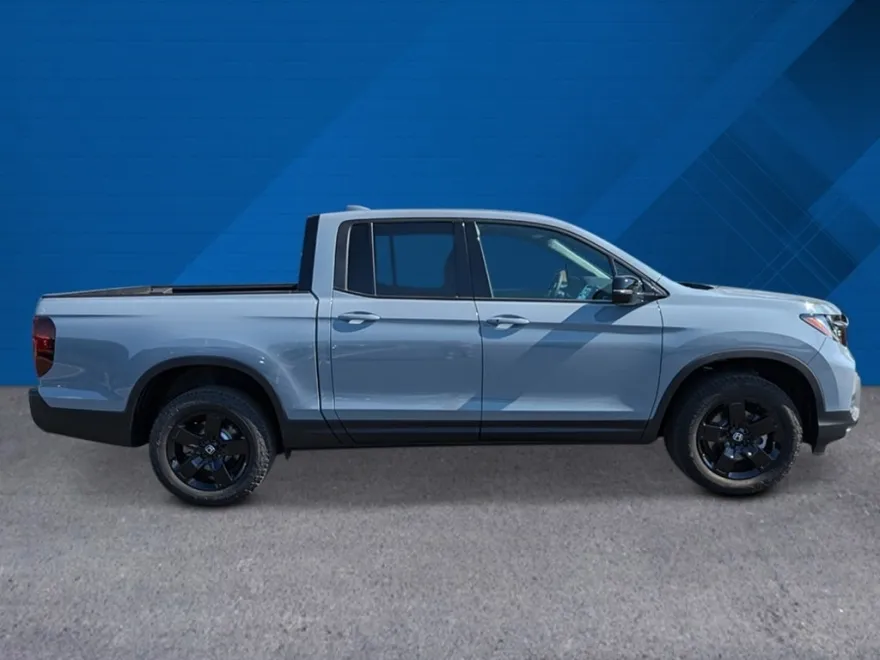 2026 Honda Ridgeline Black Edition photo 1