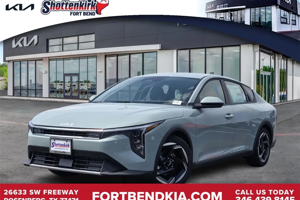2025 Kia K4 EX photo 1