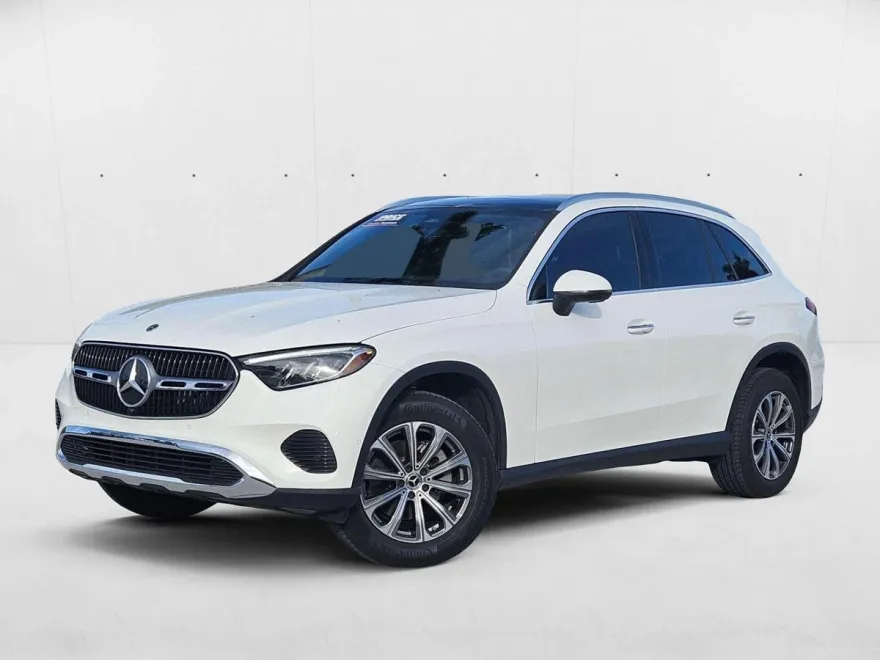 2025 Mercedes Benz GLC 4MATIC photo 1
