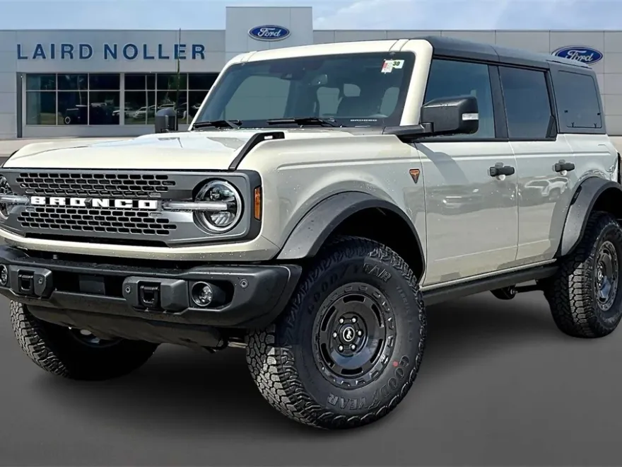 2025 Ford Bronco Badlands photo 1