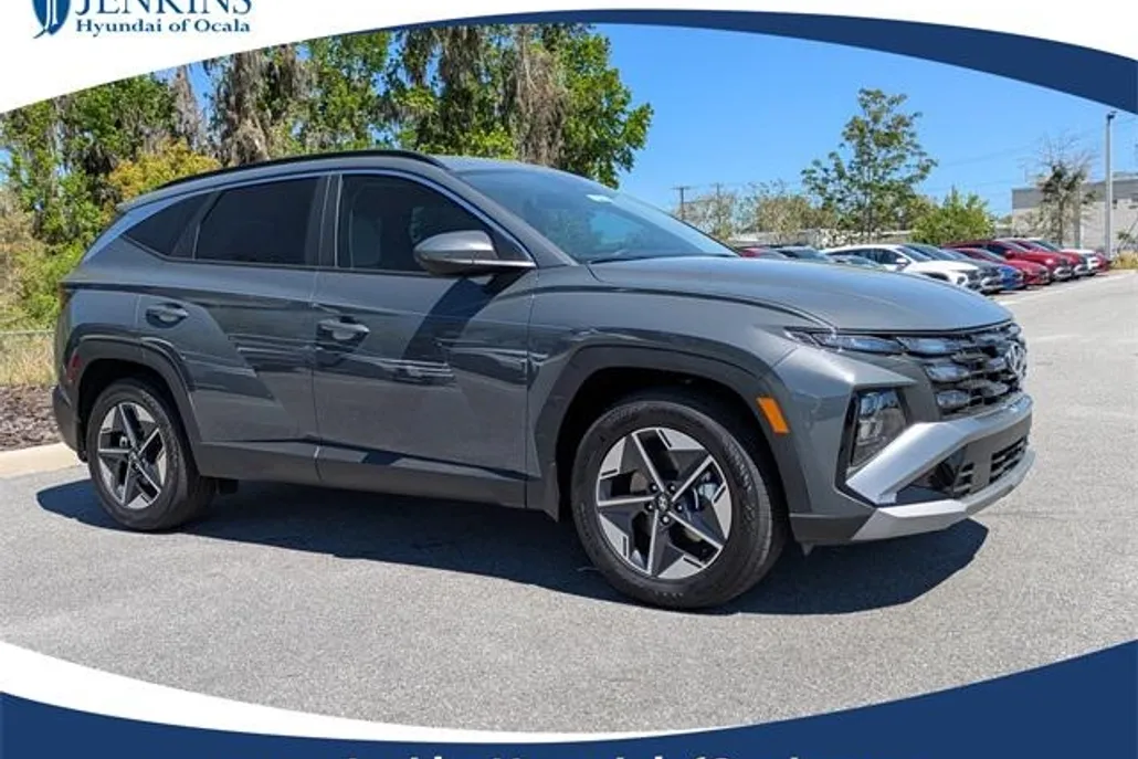 2025 Hyundai Tucson SEL photo 1