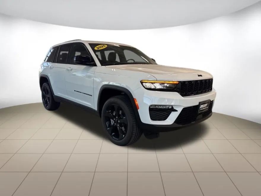 2025 Jeep Grand Cherokee Limited photo 1