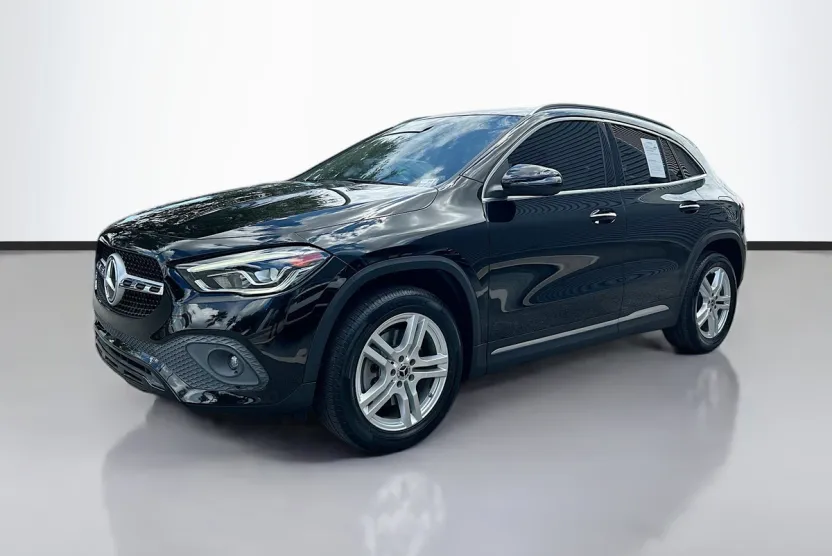 2021 Mercedes Benz GLA 250 photo 1