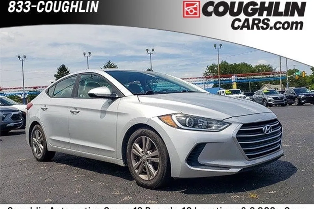 2017 Hyundai Elantra SE photo 1