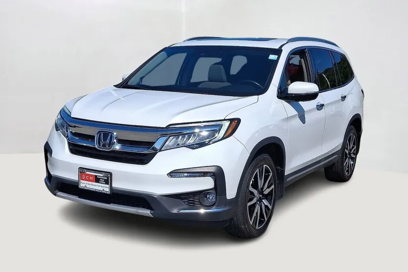 2022 Honda Pilot Touring photo 1
