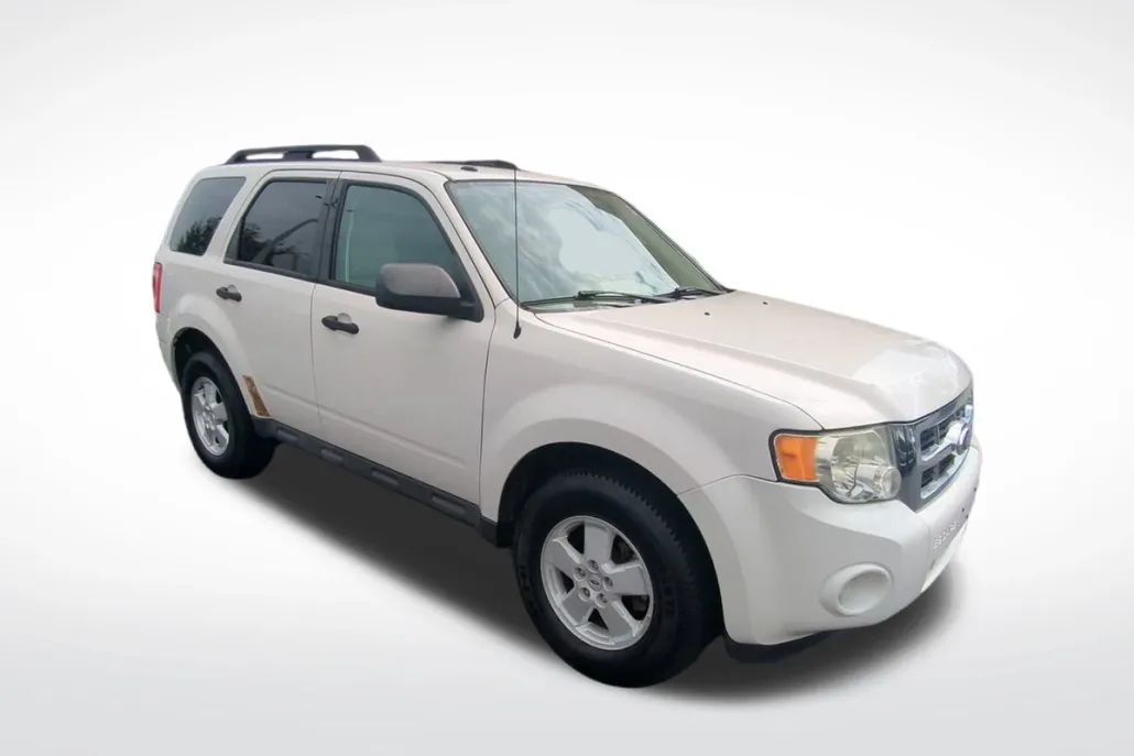 2012 Ford Escape XLT photo 1