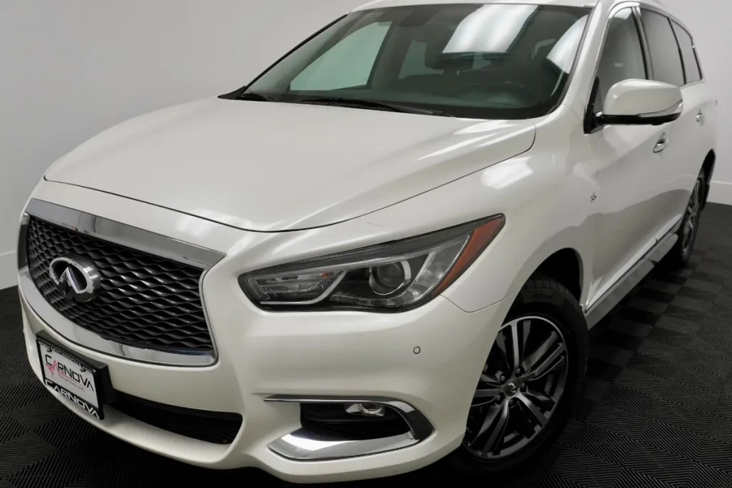 2017 Infiniti QX60 AWD Premium Plus photo 1