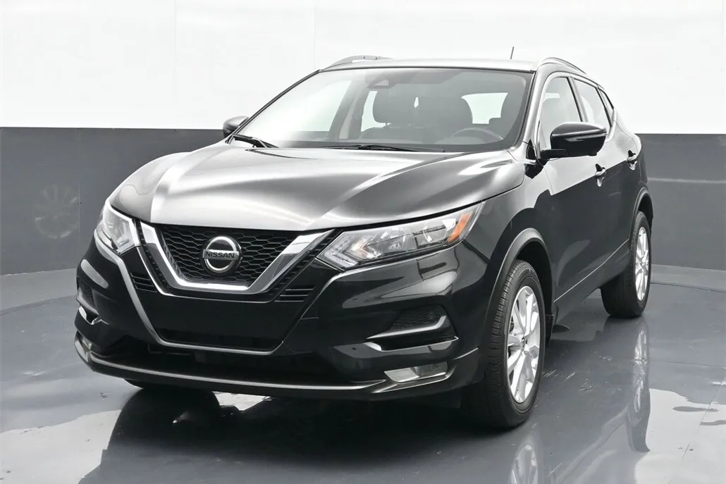 2022 Nissan Rogue Sport SV photo 1