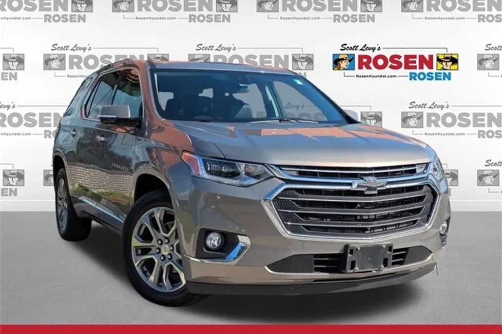 2018 Chevrolet Traverse Premier photo 1