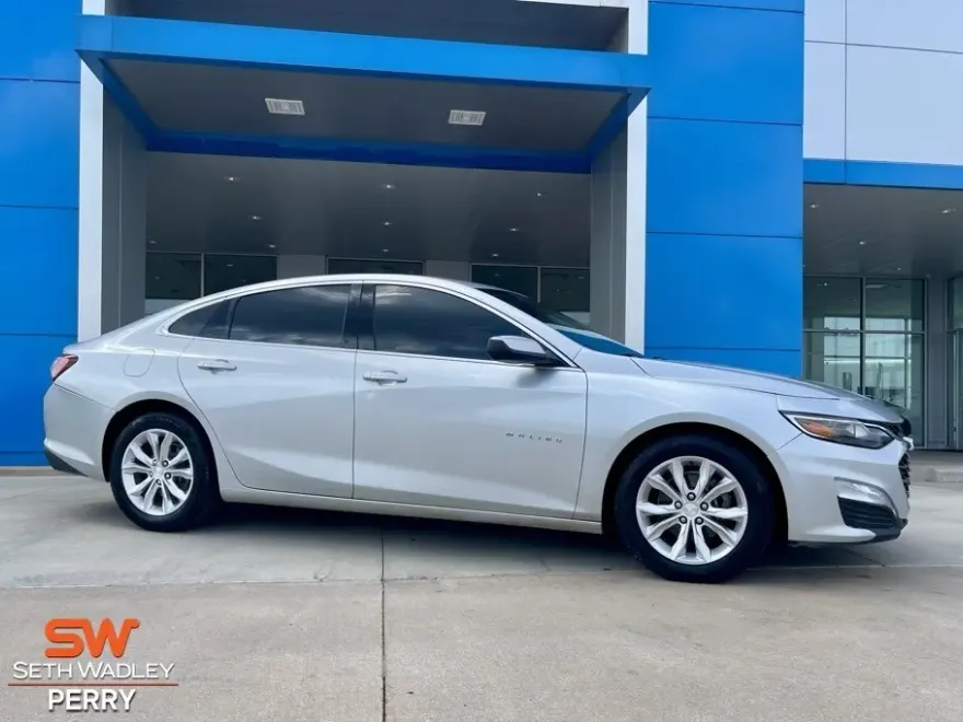 2020 Chevrolet Malibu 1LT photo 1