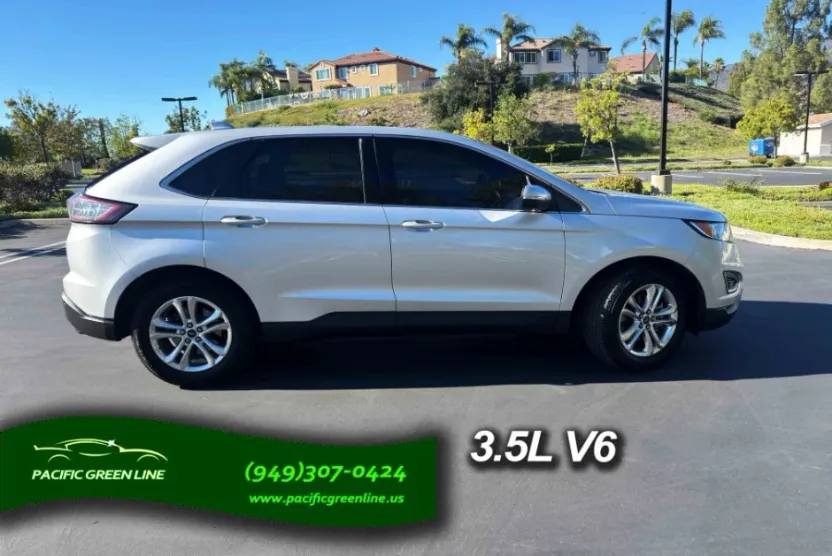2015 Ford Edge SEL photo 1