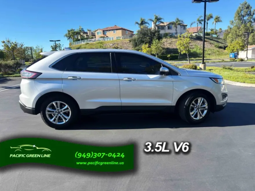 2015 Ford Edge SEL photo 1