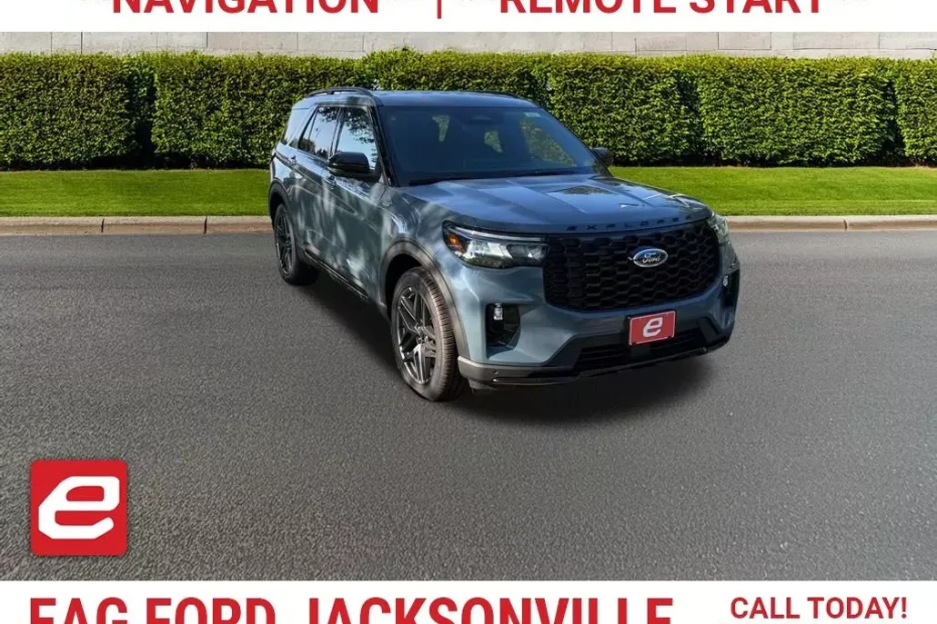 2025 Ford Explorer ST-Line photo 1