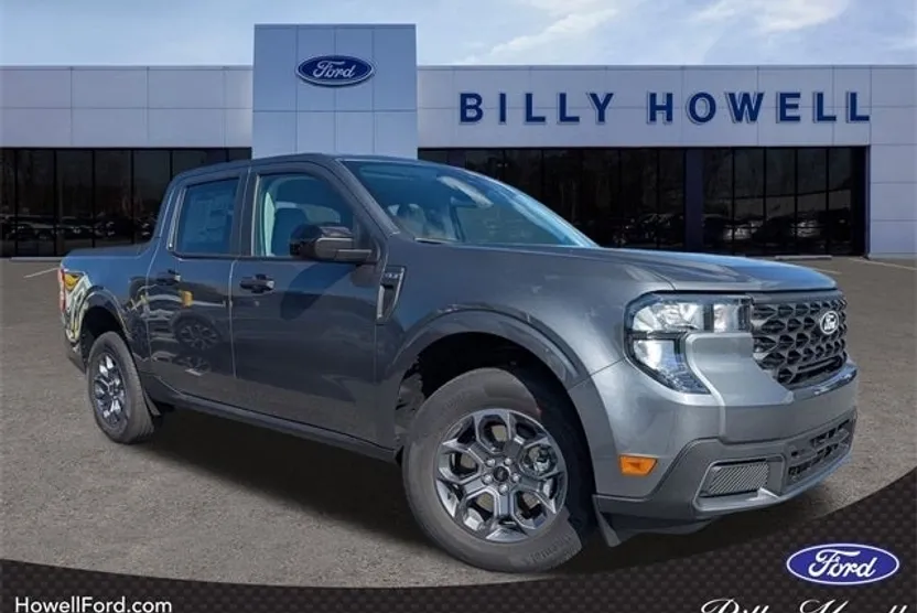 2025 Ford Maverick XLT photo 1