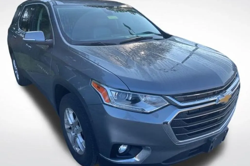 2021 Chevrolet Traverse Leather photo 1