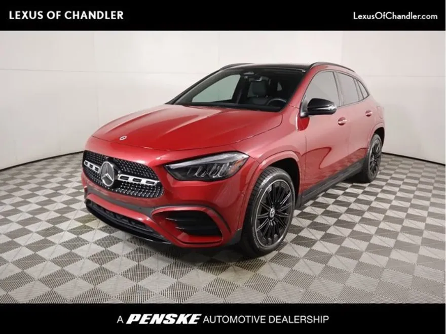 2024 Mercedes Benz GLA 250 4MATIC photo 1