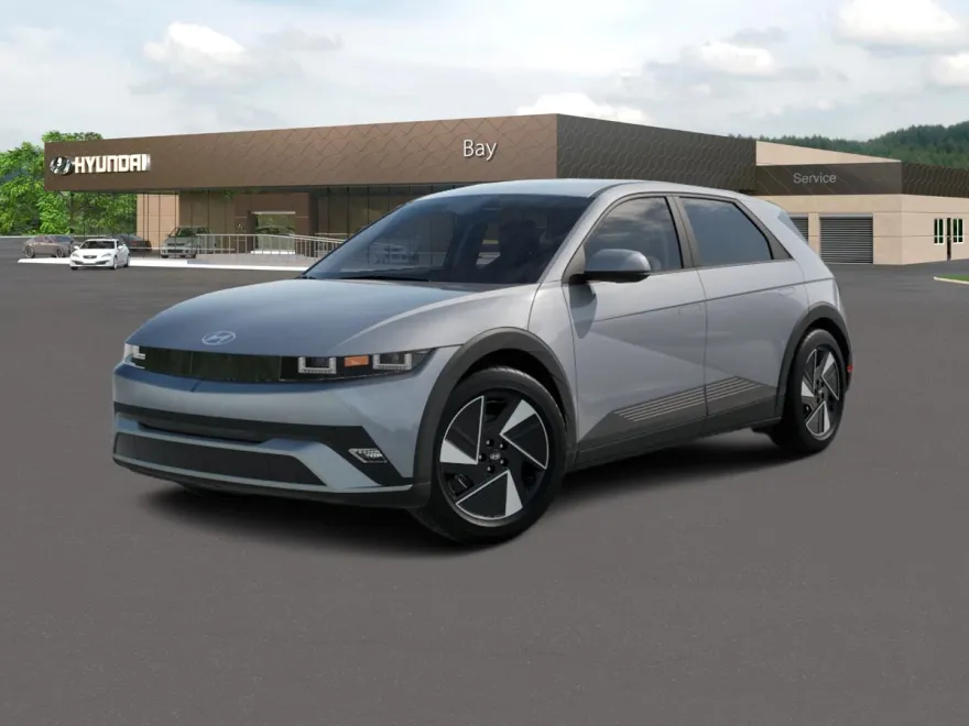 2025 Hyundai Ioniq 5 SE Standard Range photo 1