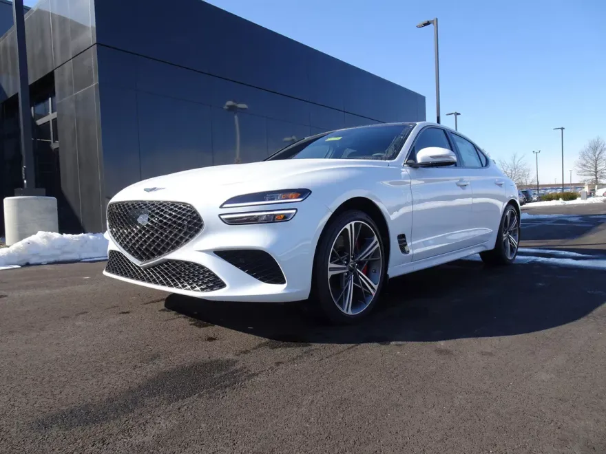 2025 Genesis G70 2.5T Sport Prestige photo 1