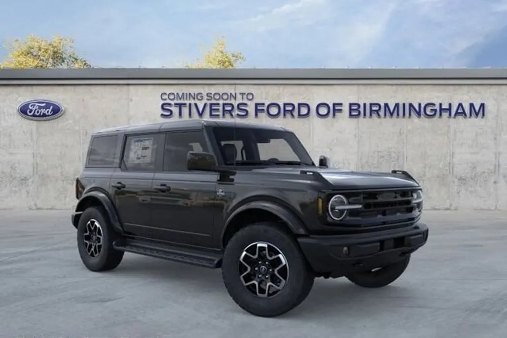 2025 Ford Bronco Outer Banks photo 1