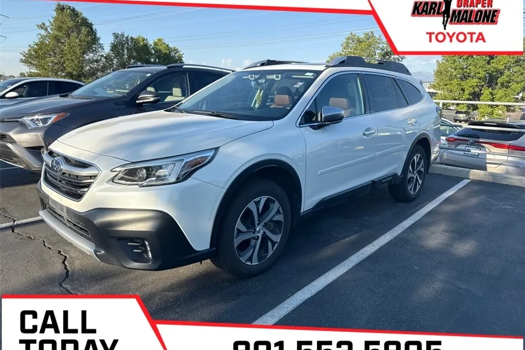 2022 Subaru Outback Touring photo 1