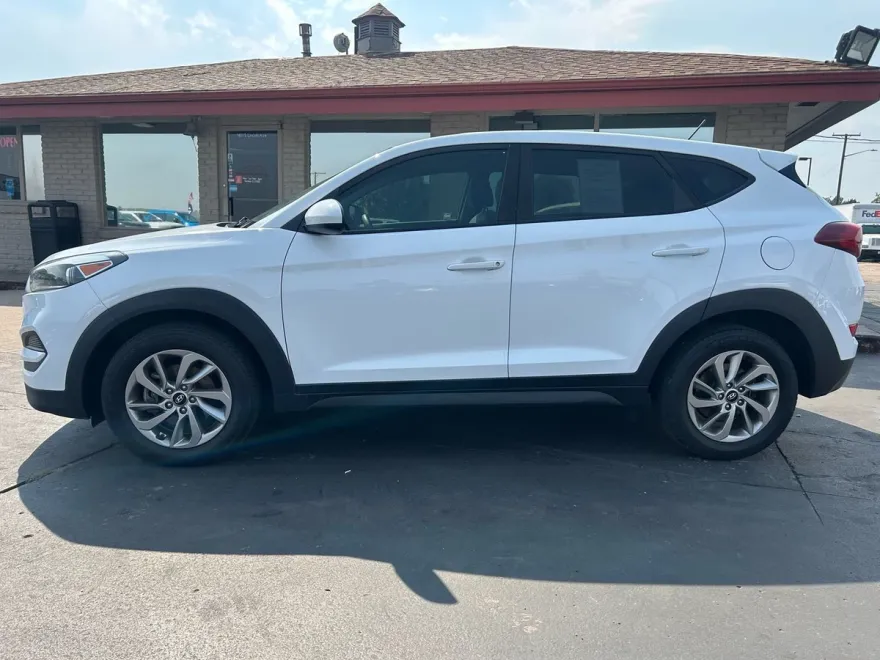 2018 Hyundai Tucson SE photo 1