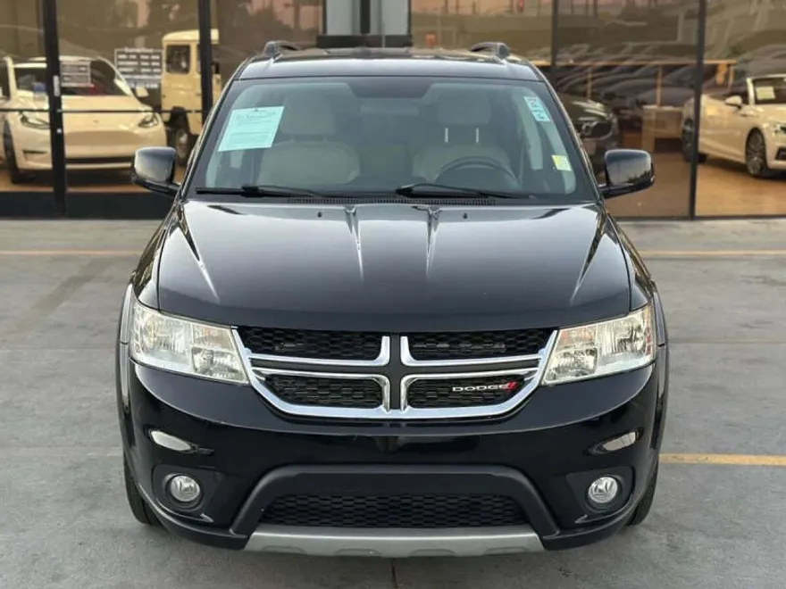 2015 Dodge Journey SXT photo 1