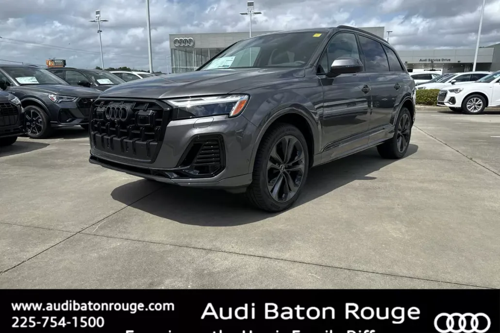 2025 Audi Q7 55 Premium Plus photo 1
