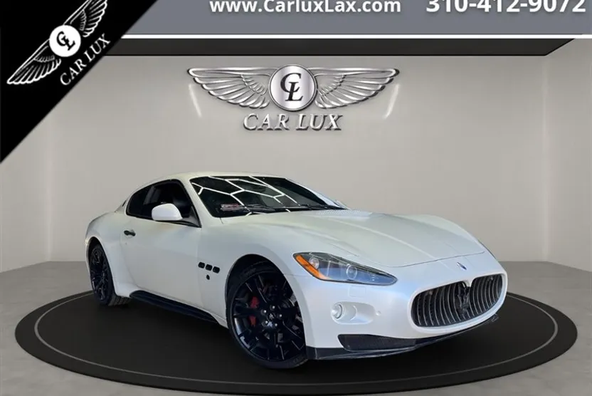 2011 Maserati Granturismo S photo 1