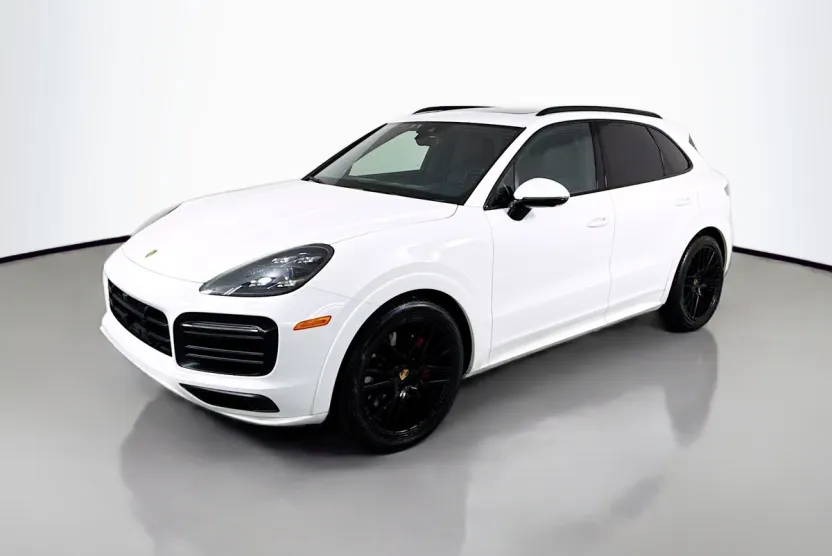 2021 Porsche Cayenne GTS photo 1