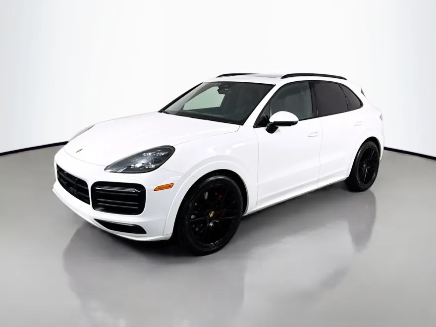 2021 Porsche Cayenne GTS photo 1