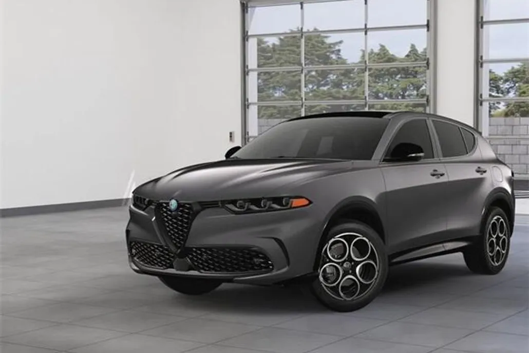 2025 Alfa Romeo Tonale photo 1
