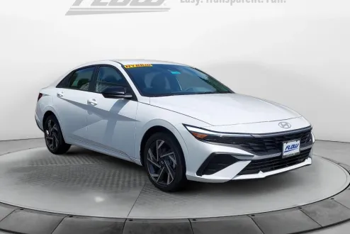 2025 Hyundai Elantra Hybrid SEL Sport photo 1