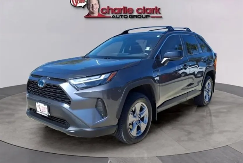 2023 Toyota RAV4 Hybrid LE photo 1