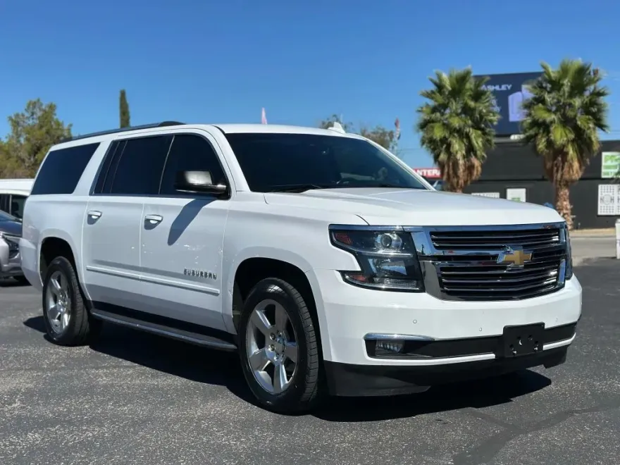 2020 Chevrolet Suburban Premier photo 1