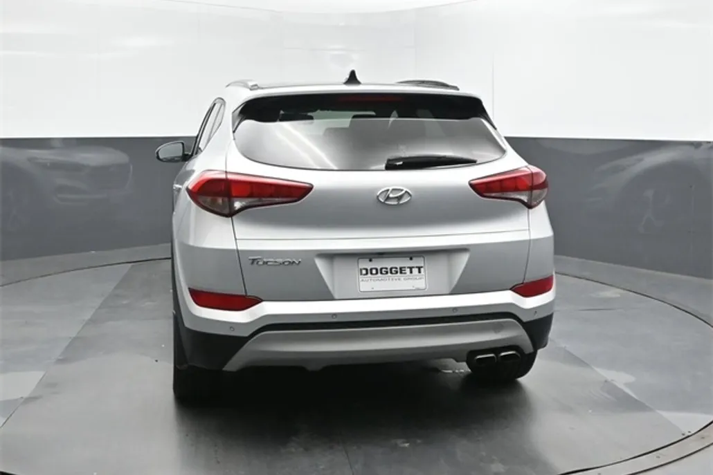 2018 Hyundai Tucson Value photo 1