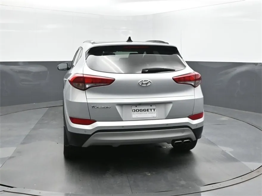 2018 Hyundai Tucson Value photo 1