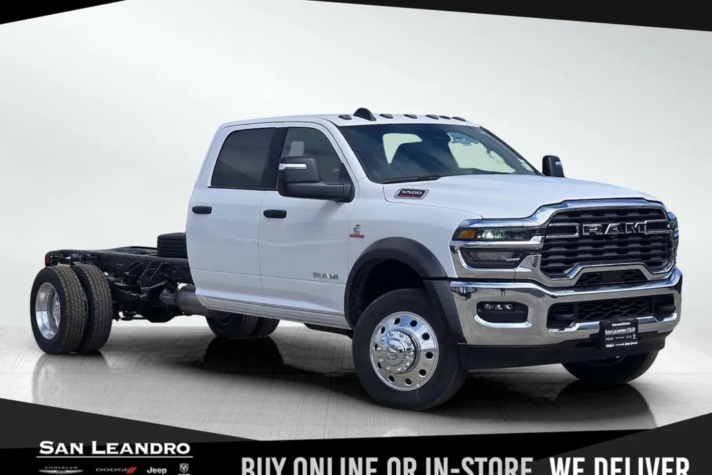 2025 Ram 5500 photo 1