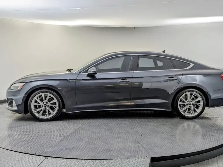 2022 Audi A5 Quattro Premium Plus photo 1