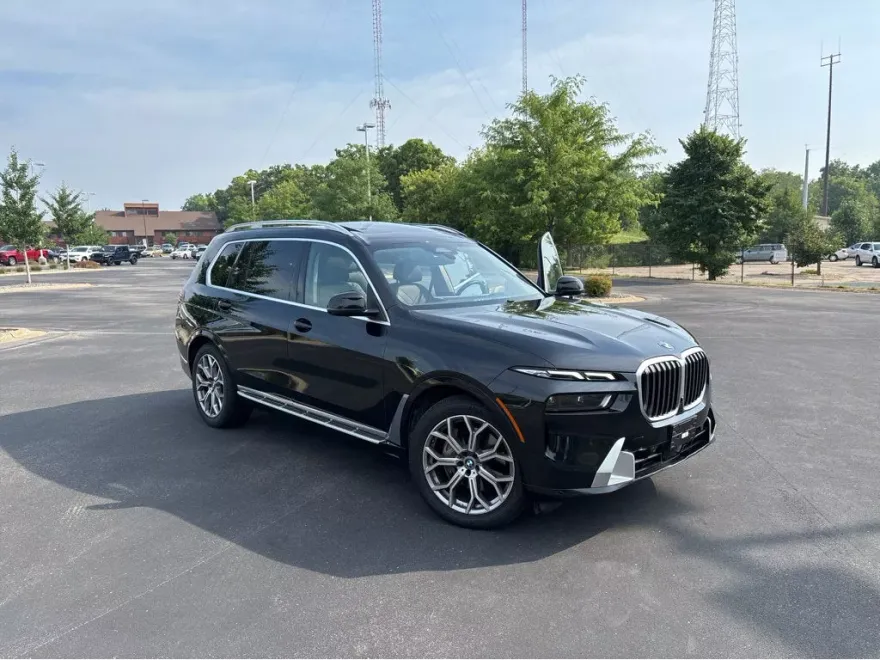 2024 Bmw X7 xDrive40i photo 1
