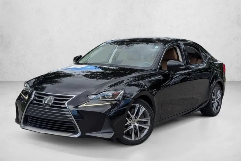 2018 Lexus IS 300 photo 1