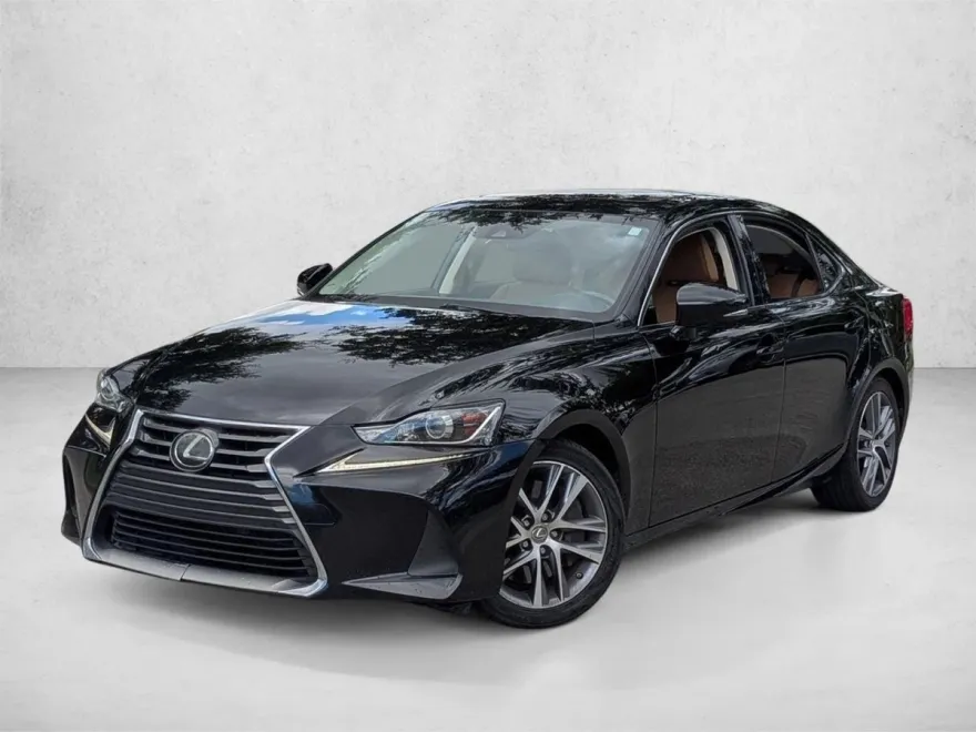 2018 Lexus IS 300 photo 1