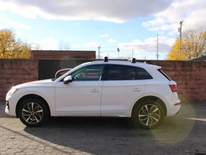 2021 Audi Q5 Premium Plus photo 1