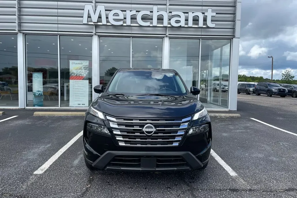 2024 Nissan Rogue SV photo 1