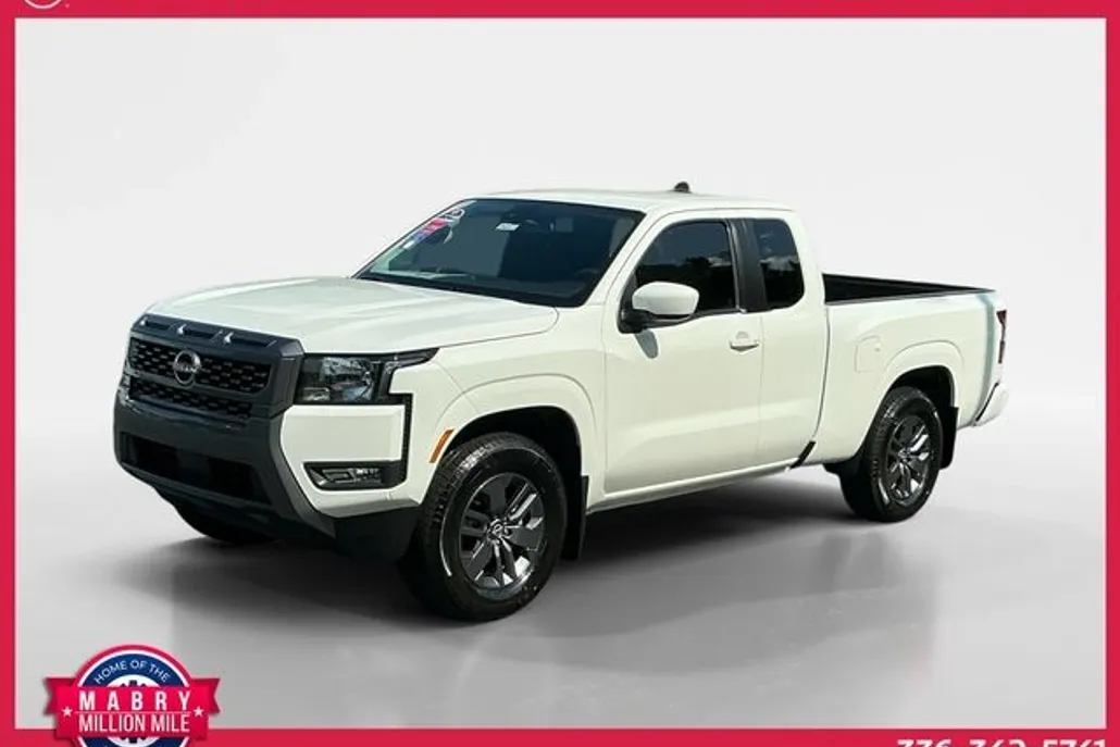 2025 Nissan Frontier SV photo 1